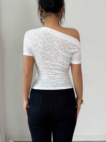 Elenzga 优雅女士不对称褶皱修身短袖T恤，休闲度假质感面料，时尚白色T恤，适合春夏穿着 - 白色 - 查看 2