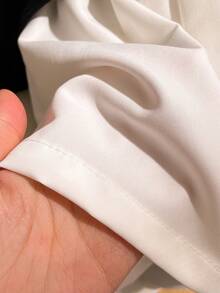 SHEIN 2pcs/Set Young Girl Knitted Sleeveless Vest With Pleated Flower Shorts, Fashionable And Summer Outfit - Black and White - View 5