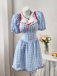 Sweetra Plus Size Summer Countryside Style Waist Cinching Sweet Floral Patchwork Square Neck Bow Tie Short Sleeve Dress - Blue and White - View 3