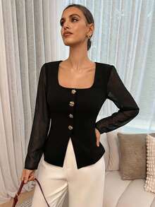 Lavishia Áo sơ mi dài tay cổ vuông màu đen, chất liệu dệt kim, điểm nhấn là cúc kim loại màu vàng hồng, kiểu dáng ôm sát, thích hợp cho việc đi làm. - màu đen - Xem 4
