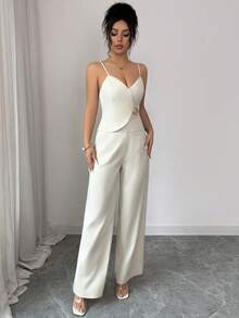 SHEIN Raffinéa Bộ đồ nữ gồm áo hai dây và quần ống rộng, chất liệu mềm mại, nhẹ nhàng – Chi tiết khóa cài bất đối xứng, kiểu dáng thanh lịch nhẹ nhàng. - Màu be - Xem 4