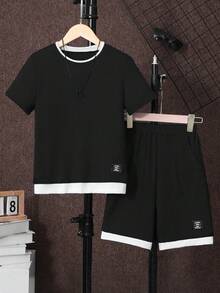 SHEIN Mirajuku 2pcs Tween Boy Letter Print Short Sleeve T-Shirt And Shorts Casual Set - Black - View 6