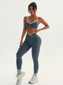 SHEIN Sports 女款灰色對比滾邊超短背心與緊身褲瑜伽運動套裝，夏季性感健身服 2 件式雙層運動健身服飾套裝 - 灰色 - 查看 6