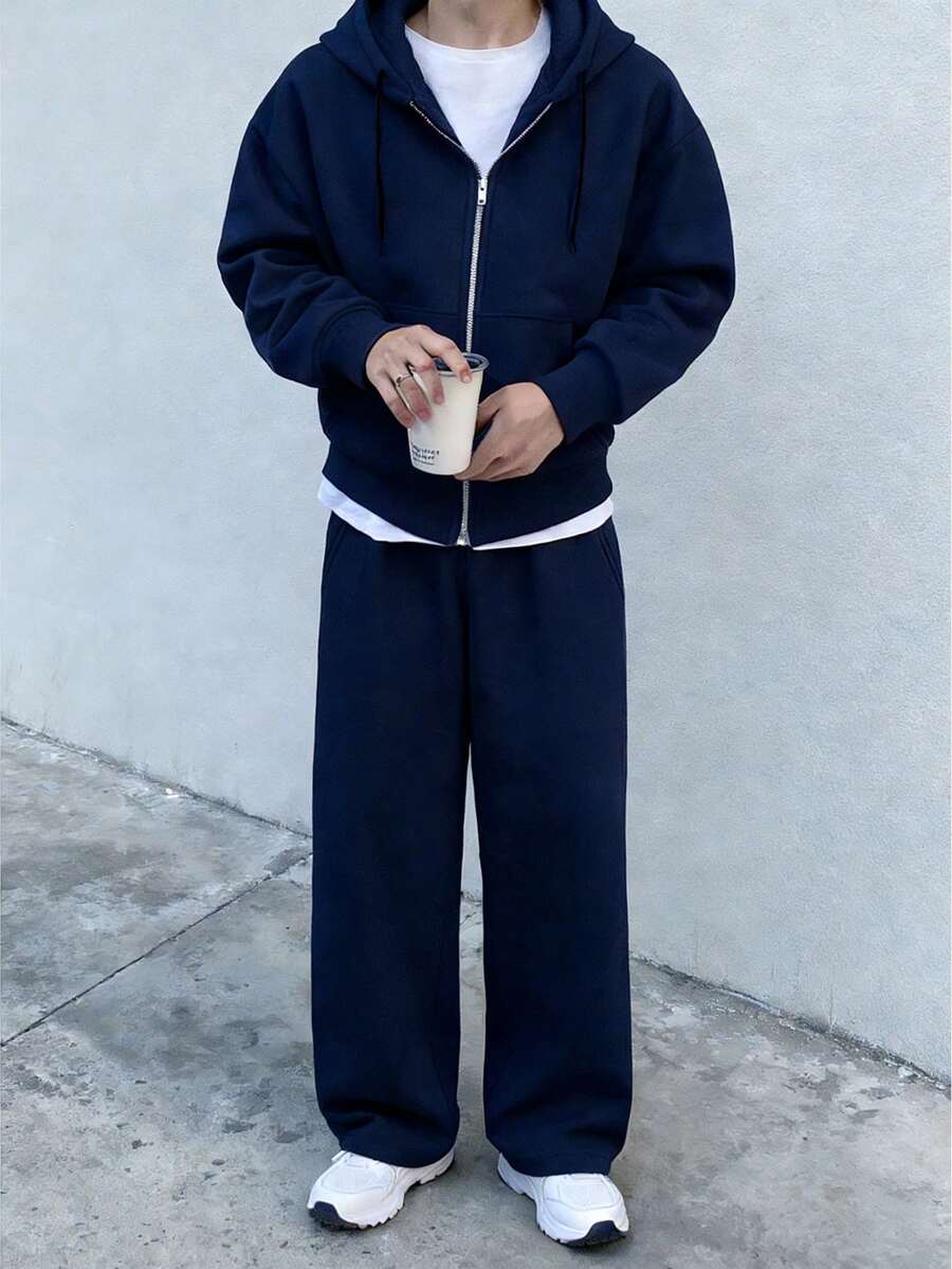 Manfinity Roghcode 男士休闲运动套装,纯色拉链连帽衫和运动裤,街头风,宽松,印花,情侣装,朋友装,我爱我的男朋友,街头风格,情侣装 - 藍色 - 查看 1