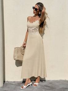 SHEIN Frenchy 女士撞色蕾丝优雅吊带连衣裙 - 杏色 - 查看 4