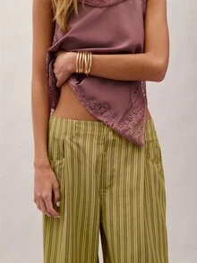 Nöista Olive Green Vertical Striped Loose-Fitting Trousers, With A Relaxed Straight Leg Design, Offering A Casual And Versatile Style. A Must-Have For Spring And Summer, Combining Comfort And Fashion, Perfect For Vacations And Casual Shopping, Offering Exceptional Practicality. - Green - View 3