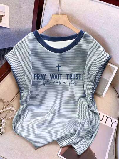 EMERY ROSE Elegant And Stylish Commuting Style. Color-Matched Edges With Fine Stripes. T-Shirt With Letter Print In A Religious Style. Daily Short Sleeve Shirt.