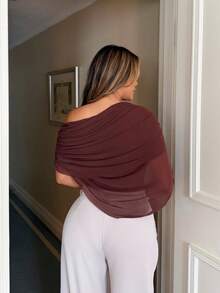 Maria Perezxox Bodysuit Elegan Pas Badan Berkerut Model Bahu Terbuka Warna Cokelat/Kopi Polos Musim Gugur/Dingin, Bodysuit Ramping Anggun yang Pas di Badan, Atasan Berlipit - Coklat - View 2