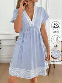 Easowa 蓝白条纹棉质女士迷你连衣裙，蕾丝拼接短袖V领A字型蓝色女士迷你连衣裙，适合休闲度假、浪漫假期、乡村度假、海滩度假、休闲通勤、日常休闲穿着 - 彩色 - 查看 2