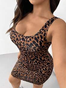 SHEIN EZwear 大码女士性感时尚街头豹纹方领修身吊带裙，夏季 - 棕色 - 查看 1