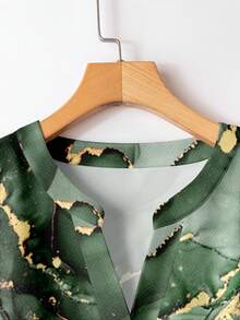 Rusticease Casual Minimalist Elegant Romantic Retro Green Marble Texture Tie Dye Print Pattern, Beach Outfit, Vacation Outfit, Women Summer Outfit, Shirt And Pants 2-Piece Set - Khaki - View 3