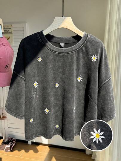 Comfortcana Plus Size Short Sleeve Cotton T-Shirt, Washed Snowflake Design, Spring