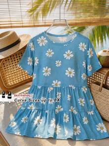SHEIN CURVE+ Curve 尺码 US22 音乐节、海滨度假、波西米亚风女士蓝色雏菊印花宽松度假T恤 - 藍色 - 查看 10