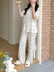 SHEIN Setelan Piyama 2 Potong untuk Remaja Perempuan: Atasan Lengan Pendek Leher Bulat Motif Beruang Warna-warni Lucu dan Celana Longgar, Anak-anak - MultiWarna - View 3