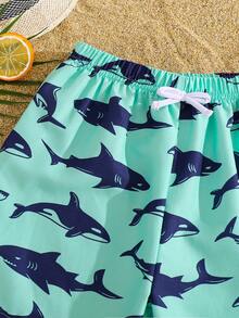 SHEIN 男童休闲宽松时尚可爱经典海洋鲨鱼海豚印花泳裤，适合夏季穿着 - 彩色 - 查看 5