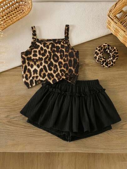 SHEIN 女婴针织纯色豹纹吊带背心和梭织短裤两件套；樱桃图案女婴套装；女婴夏季服装套装；女婴连衣裙套装；两件套女婴连衣裙套装；可爱复古樱桃图案幼儿套装；两件套幼儿夏季套装；幼儿女童夏季套装；幼儿园女童套装。