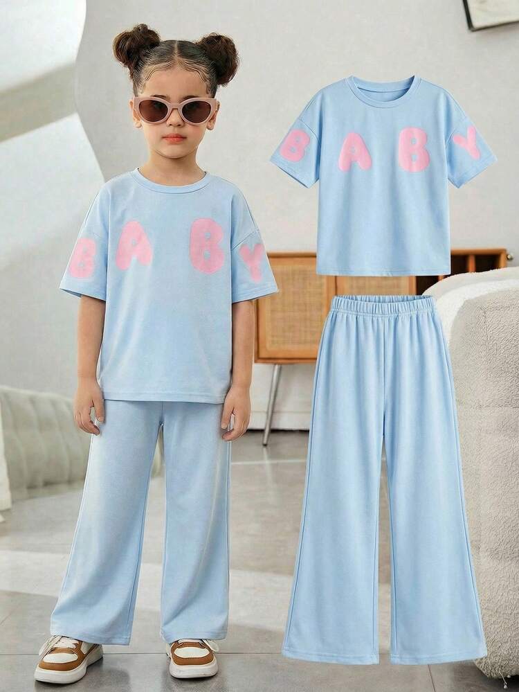 SHEIN Young Girls & Toddler Girls Casual Matching Mother-Daughterl Summer Slogan Print Dropped Shoulder T-Shirt And Casual Pants 2pcs/Set, Casual Outfits Tracksuit 2 Piece , Suitable For Walking/Sports/Back To School & Everyday Casual Wear, Casual Outfit, Great For Casual & Daily Wear & School Daily In Spring And Autumn,Mom And Daughter Matching,Sister And Me Matching. - Blue - View 4