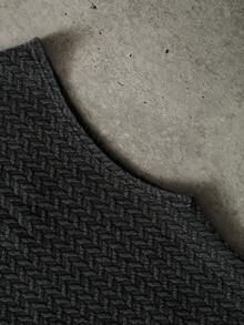 PAVTROS Pavtos 男士街头风棉质宽肩背心，采用优质棉针织面料，短款宽肩设计，提花针织纹理面料，复古水洗效果，适合复古、朋克、Y2K、简约修身等混搭风格爱好者，也适合说唱歌手、年轻街头风、时尚、ins风、日常休闲、街头、派对、返校季、时尚穿搭、节日礼物、男友礼物等场合，男女皆宜。 - 黑色 - 查看 6