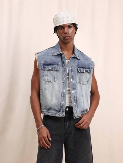 SUMWON Jaqueta masculina de jeans sem mangas, modelagem quadrada, lavagem vintage, com bolsos frontais e fechamento por botões.