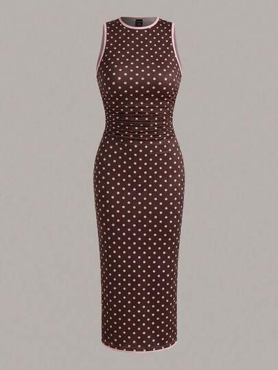 SHEIN EZwear 休闲性感粉色撞色波点印花修身针织连衣裙，适合夏季度假、海滩、音乐节、毕业季等场合。