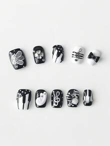 ROMWE Anime 10片可爱手绘字母图案假指甲片+3片双面胶，复古黑白波点蝴蝶结翅膀元素美甲，Y2K可卸钻石亮片短方形美甲贴片，四季皆宜，可重复使用，适合日常、约会佩戴 - 黑白琴點 - 查看 2