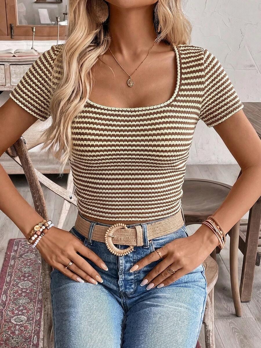SHEIN Frenchy 女士条纹撞色褶皱基础款简约T恤 - 棕色 - 查看 1