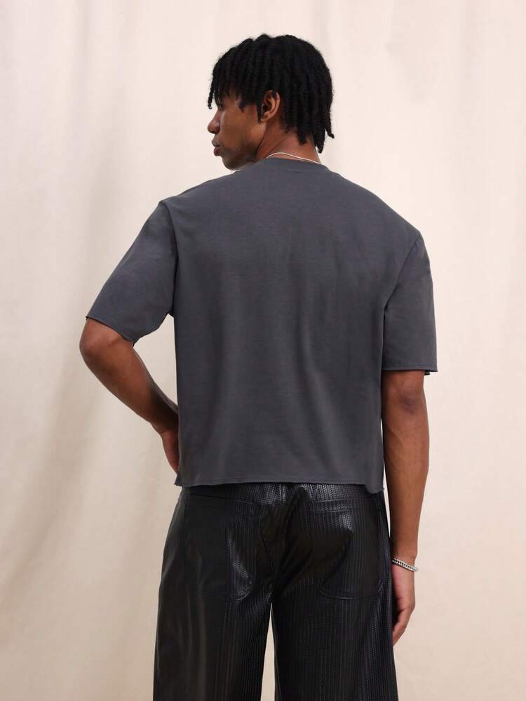 SUMWON Men's Boxy Fit Crew Neck Short Sleeve T-Shirt With Metal Eyelet Details Casual Streetwear Urban Style Cotton Blend Top