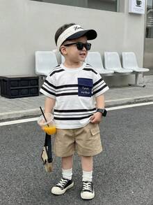 SHEIN Playful Pals 两件套男婴条纹休闲圆领口袋装饰上衣和工装短裤，适合户外、学校、度假、居家、运动等场合，幼儿男童套装 - 彩色 - 查看 10