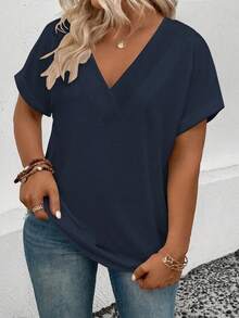 EMERY ROSE Women's Casual V-Neck Short Sleeve Curved Hem All-Match Versatile Plus Size T-Shirt - Navy Blue - View 4