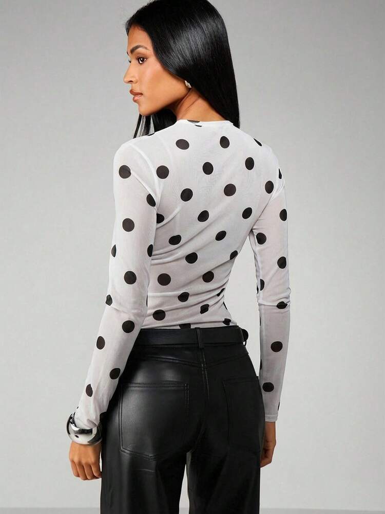 MISSGUIDED Blusa de manga larga con cuello redondo y estampado de lunares, ideal para usar por capas y para uso casual diario - Blanco - Añade 2
