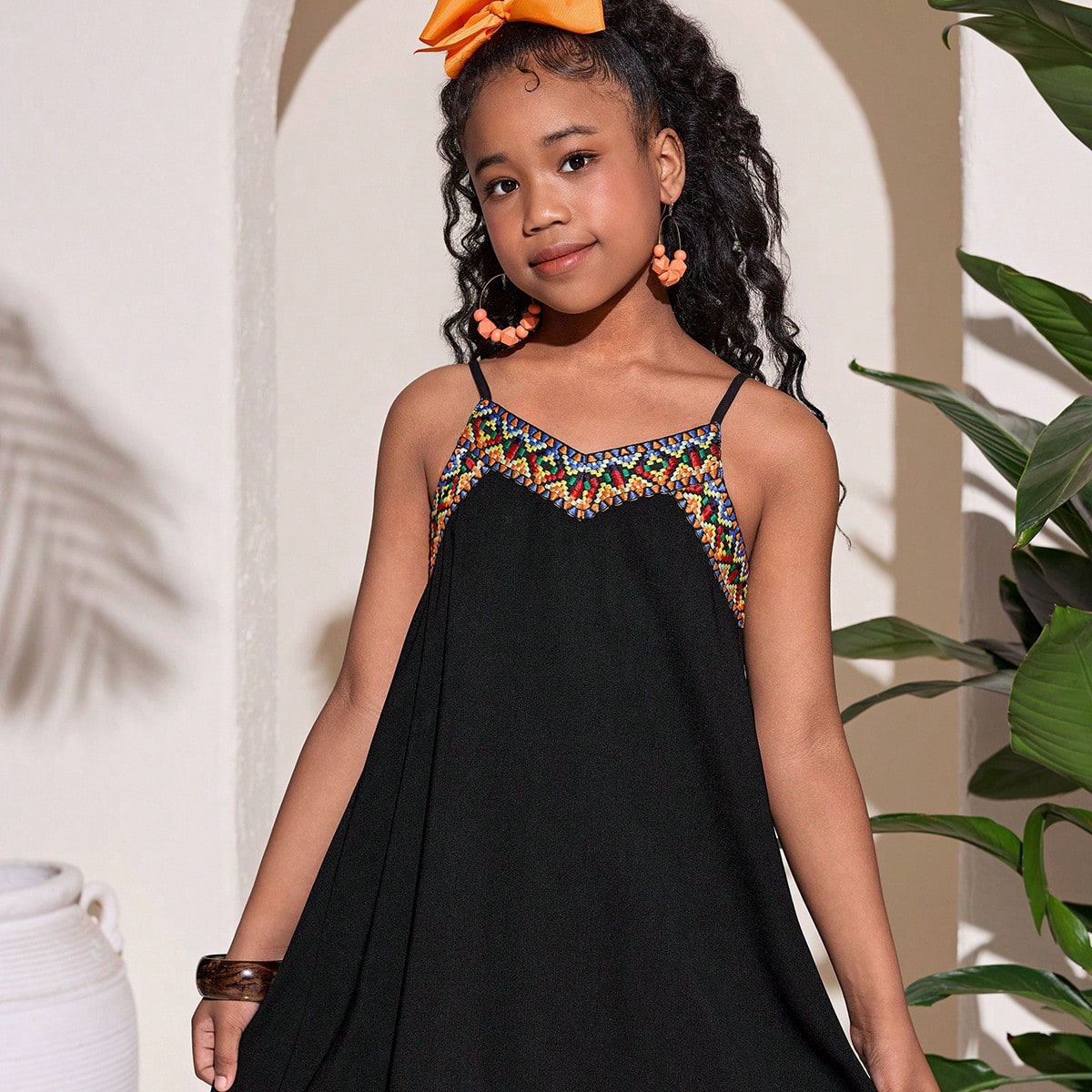 Vestido casual de tirantes finos negro con flecos para niñas preadolescentes, ideal para vacaciones en la playa, primavera/verano