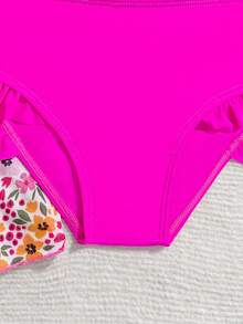 Girls (Small) Swimwear Set, Cute Ditsy Floral 3 PiecesSwimwear, Fashionable Casual Elegant Lady Style, Suitable For Swimming, Vacation, Summer Girl Swimwear With Cover Up Girls Beach Vacation Outfits Girl Outfit Sets Summer Summer Holiday Outfits Girls Summer Outfit Beachwear Floral Swim Cover Up Young Girl Swimwear Girl Summer Sets Floral Swimwear Girls Cover Up Toddler Swimwear Childrens Bikini - Pink - View 5