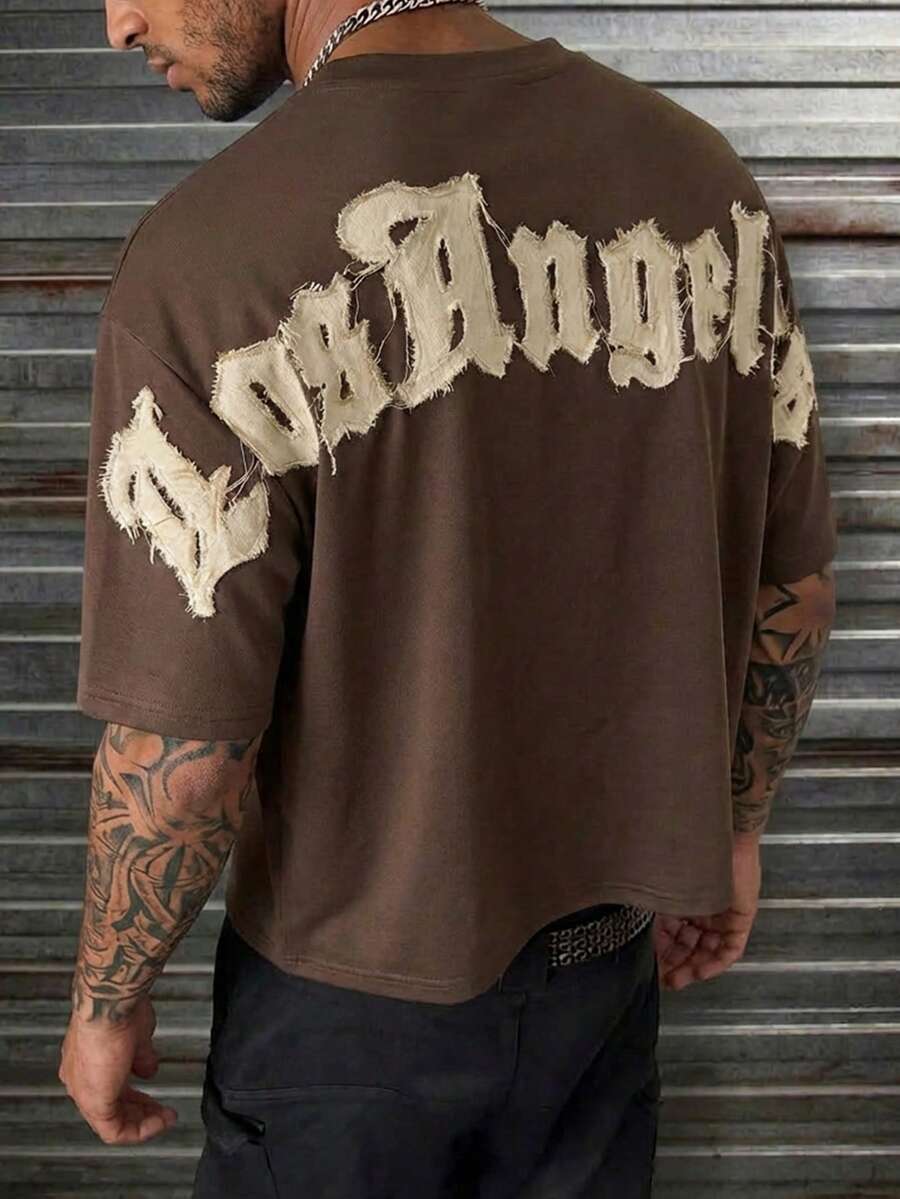 AXEPEAK Camiseta de manga corta de cuello redondo casual con estampado de letras para hombre, verano - Marrón - Ver 1