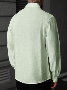 Manfinity CasualCool 男士纯色简约纹理前开襟长袖休闲衬衫 - 綠色 - 查看 2