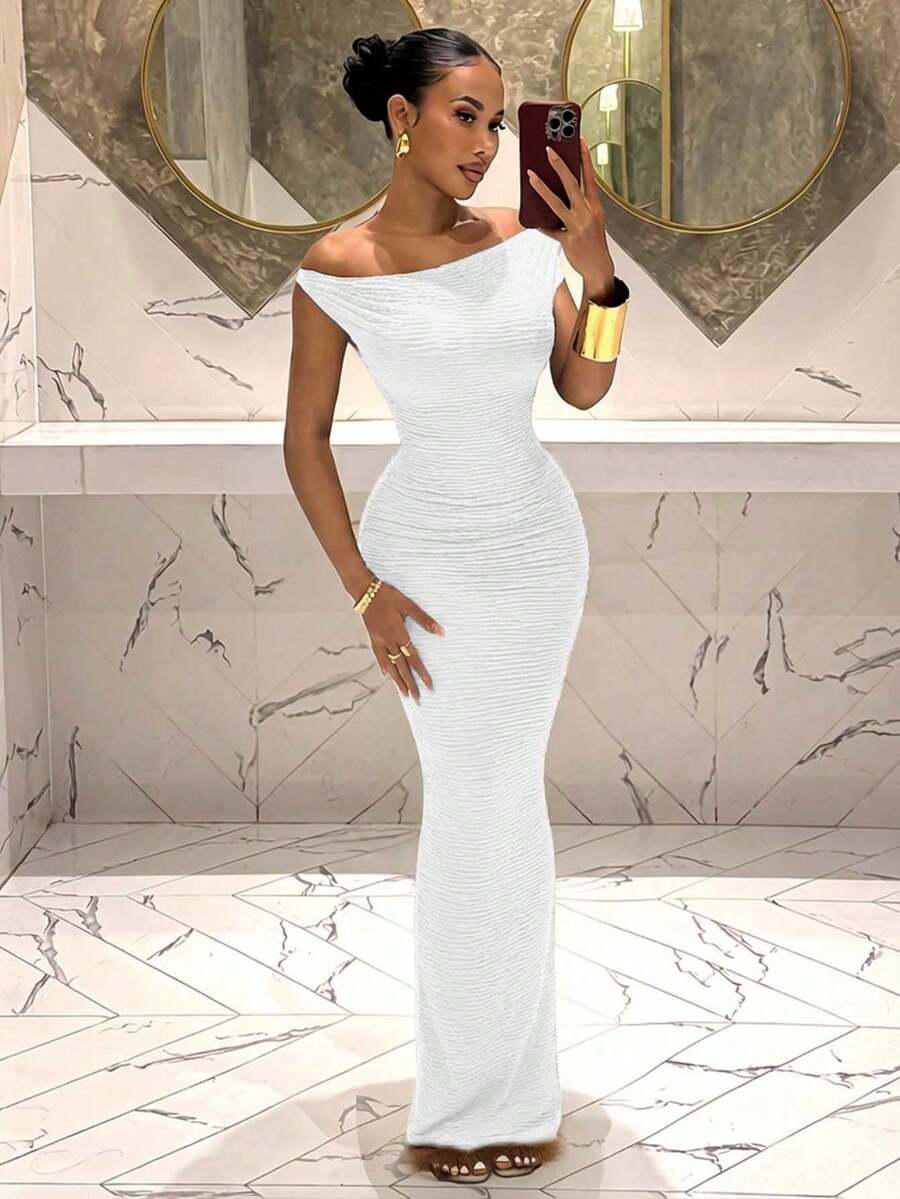Slaydiva 2025秋冬季新年、情人节、派对、宴会、约会、生日派对、学院风、学生装、日常出行、百搭基础款、休闲、邮轮旅行、爆款、优雅、通勤、商务休闲、优雅浪漫性感派对、性感、不对称肩部无袖紧身连衣裙、棕色纹理竖条纹面料、超长派对连衣裙、秋冬女装 - 白色 - 查看 1