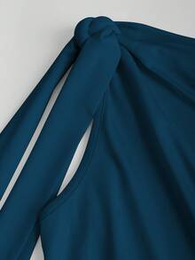 Sweetra Atasan Wanita Warna Polos dengan Garis Leher Asimetris dan Pita - Teal Blue - View 3