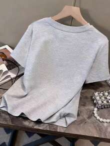 Resyla Women's Summer Pearl & Shell Embroidered Round Neck Short Sleeve T-Shirt - Light Grey - View 2