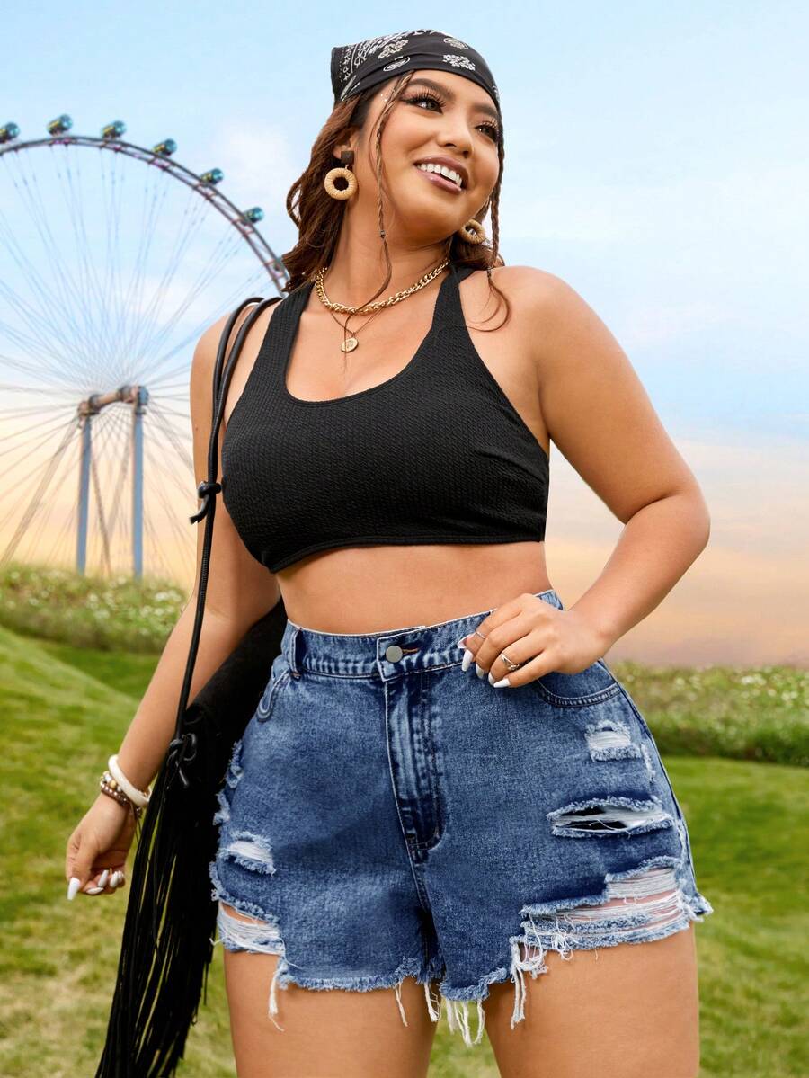 SHEIN EZwear Quần short denim bó sát, màu trơn, rách gấu, dáng gợi cảm, cỡ lớn. - Rửa nhẹ - Xem 1