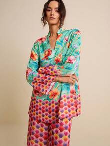 LOTSLUV 女士绿色和玫瑰红波西米亚风优雅印花宽松衬衫，春夏款 - 彩色 - 查看 3