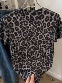 Resyla Áo thun nữ tay ngắn cổ tròn in họa tiết da báo, kiểu dáng thường ngày, đa năng. - Nhiều màu - Xem 2