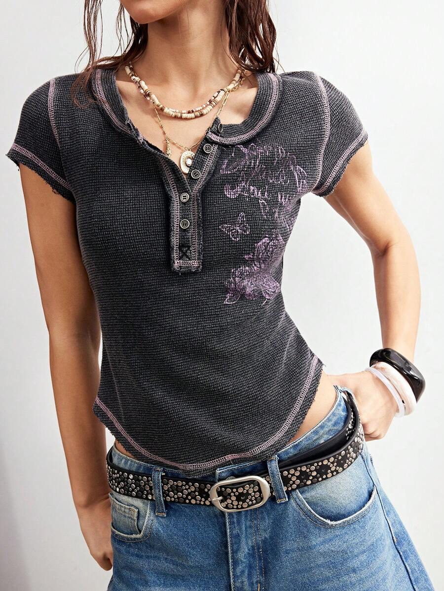 Bohemela 波西米亚风春夏女式T恤，黑色复古图案印花T恤，适合外出穿搭、休闲通勤、度假、情人节、音乐节、假日、海滩度假、返校、狂欢节、复活节、夏季、节日等各种场合，美式休闲风，Y2K风格女式休闲上衣 - 黑色 - 查看 1