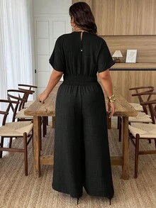 SHEIN LUNE جمبسوت نسائية مقاس كبير مع أكمام خفيفة مطوية وإغلاق بحزام الخصر، كاجوال للربيع/الصيف - الأسود - مشاهدة 2