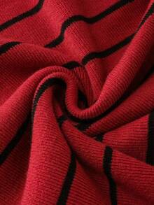 Franclia 女士条纹吊带优雅束腰针织连衣裙，适合派对和旅行穿着。 - 酒紅色 - 查看 4