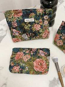 这款便携式化妆包采用粉色山茶花提花面料制成，时尚休闲，容量充足，是旅行和度假的理想之选。它可以收纳卫生巾、有线耳机、耳塞、头戴式耳机、充电器、化妆品、香水、钥匙等物品，是节日礼物、圣诞礼物、礼品袋/小手提袋、化妆品收纳包、迷你包、大容量包、圣诞礼物以及创意女性礼物的绝佳选择。 - 黑色 - 查看 9