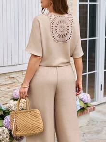 SHEIN Clasi Bộ đồ 2 món cỡ lớn, màu trơn, tay cánh dơi, kiểu dáng thường ngày, gồm áo và quần. - Màu be - Xem 1