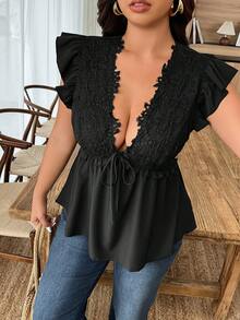 Weeklong Blusa de mujer talla grande con cuello en V, mangas cortas y volantes de encaje, para uso casual, vacaciones o viajes - Negro - Ver 3