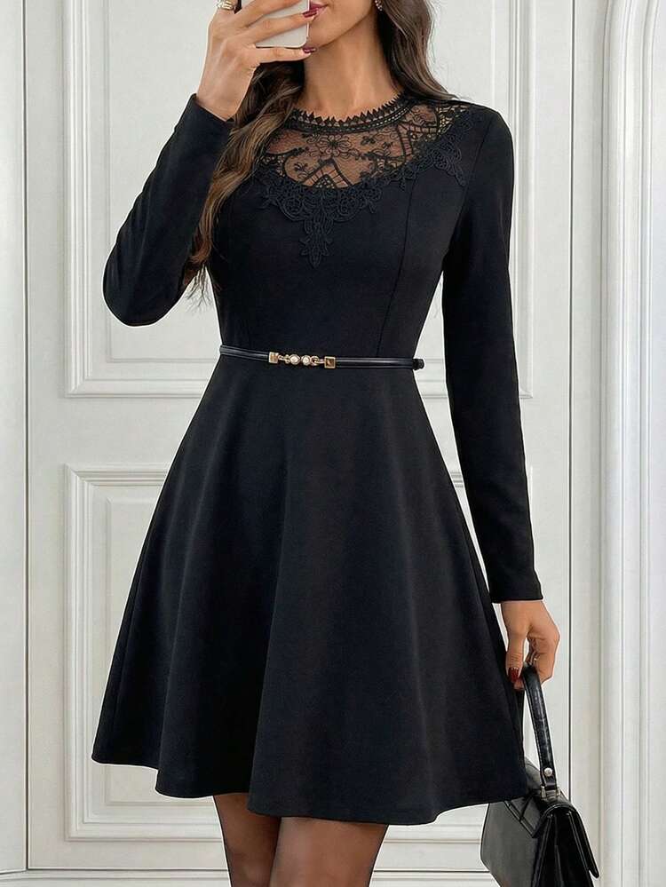 Women's Solid Color Round Neck Raglan Sleeve Lace Patchwork Waist Ruffle Hem Elegant Short Dress,Dresses For Women Elegant,Black Dress