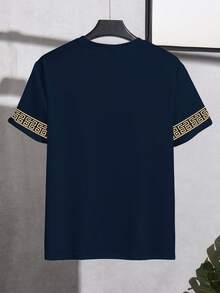 Manfinity Homme Áo thun nam cổ tròn in họa tiết màu đen, kiểu dáng cổ điển, tay ngắn, in hình sư tử vương miện. - Nhiều màu - Xem 2