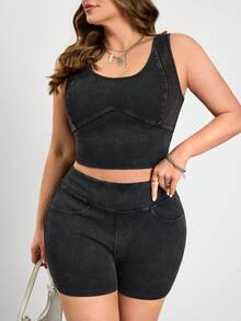 SHEIN CURVE+ 大码夏季休闲修身无袖露脐牛仔上衣，春夏皆宜，适合嘉年华、通勤、度假、毕业典礼等场合，时尚百搭，Y2K风格，可爱街头风，适合派对、婚礼、商务休闲等场合。女士无袖水洗黑色牛仔露脐吊带背心，休闲百搭。 - 黑色 - 查看 5