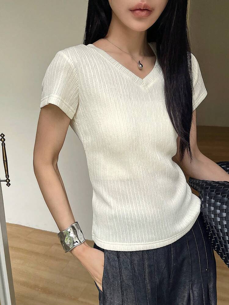 Women's Loose V-Neck White Casual Business Commuter Elegant Short Sleeve T-Shirt, Suitable For Summer And Spring